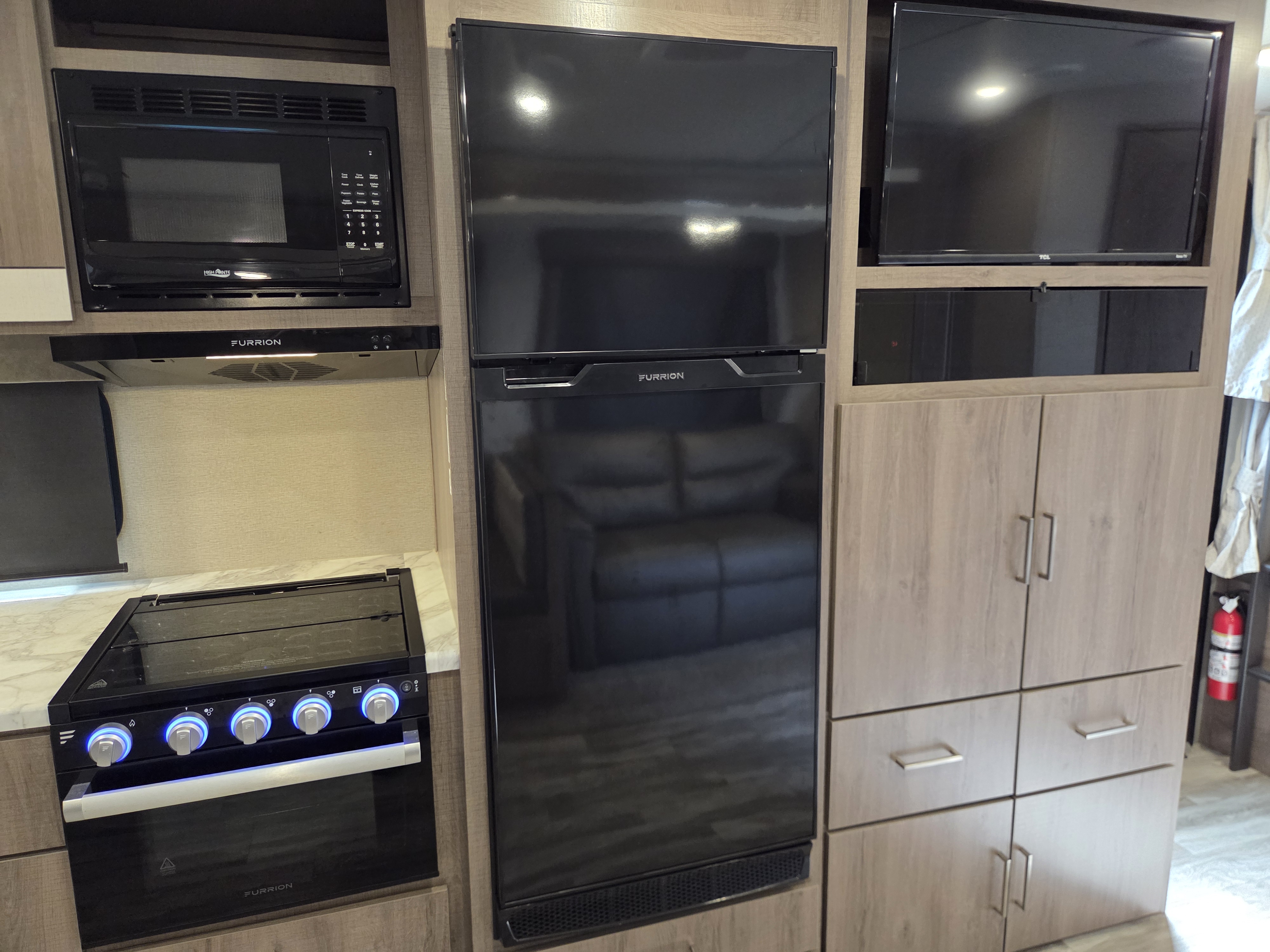 2022 Grand Design Imagine 2800BH - Image 9
