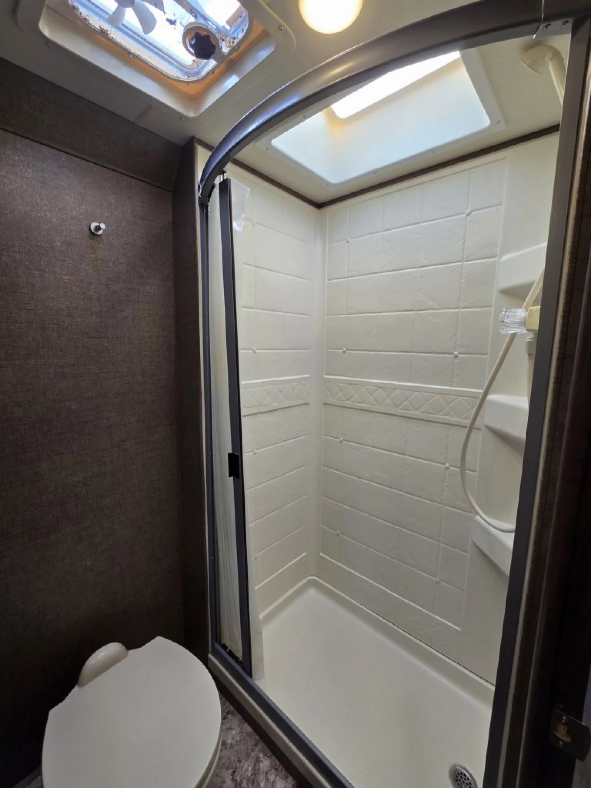 2019 THOR MOTOR COACH FREEDOM ELITE 30FE - Image 12