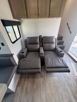 2027 JAYCO EAGLE SLE 28BHU - Image 21