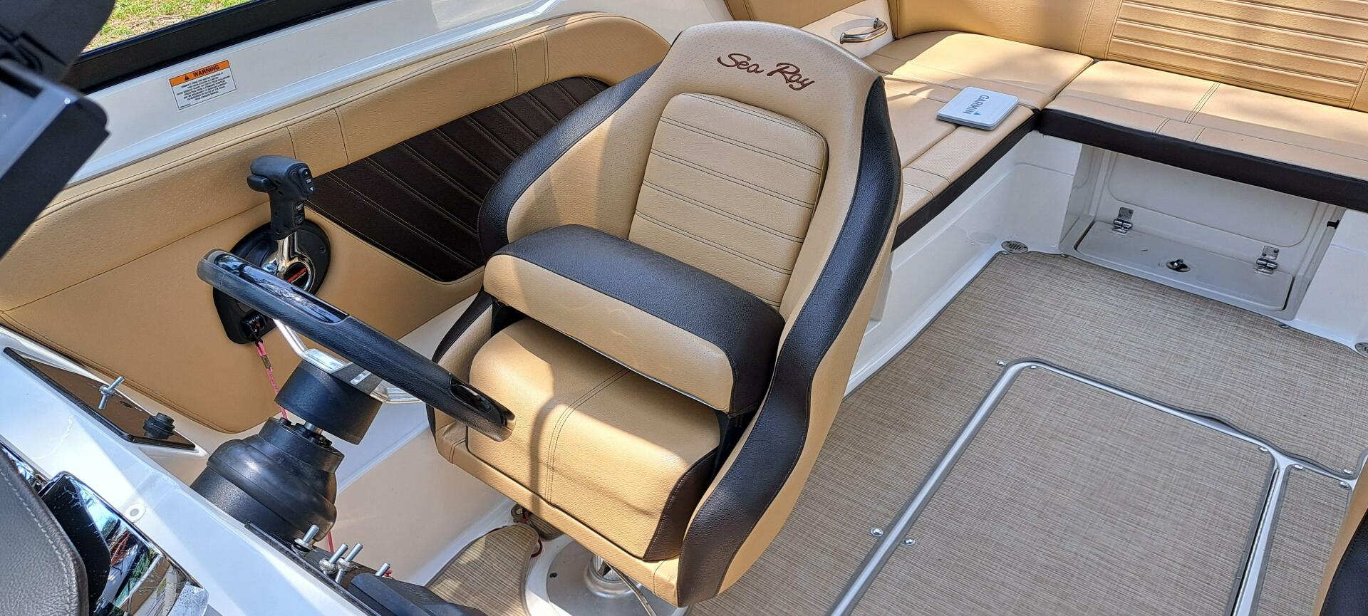 2019 Sea Ray SPX 230 OB - Image 16