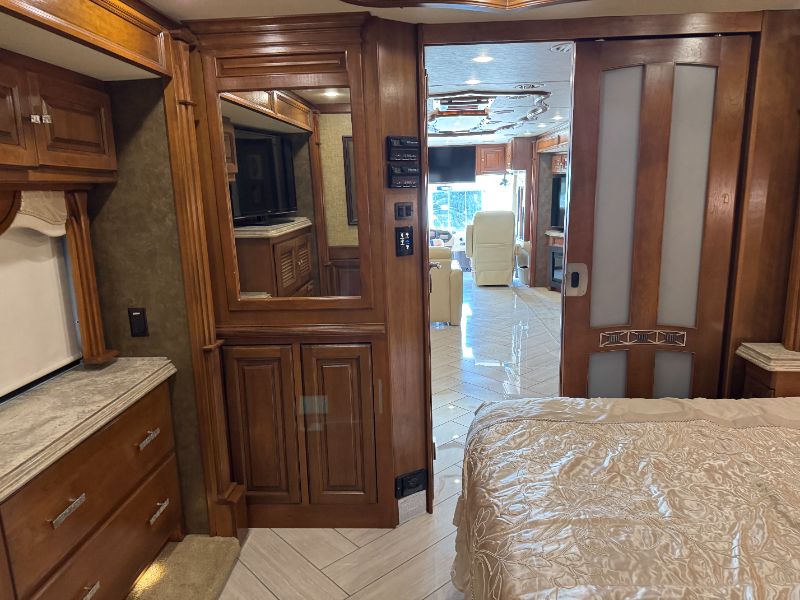 2014 Tiffin Allegro Bus 45 LP - Image 27