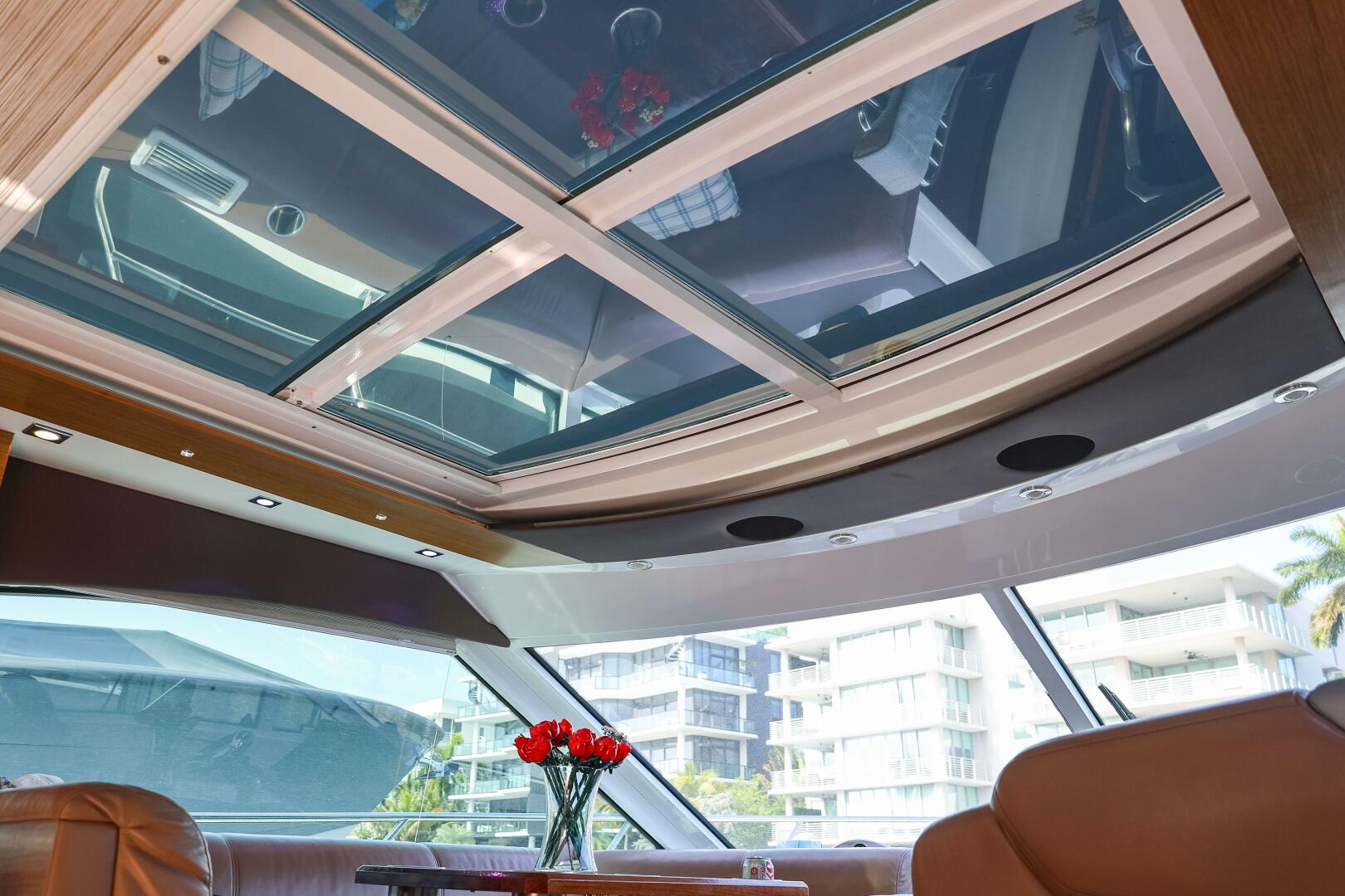 2014 Cruisers Yachts 45 Cantius - Image 47