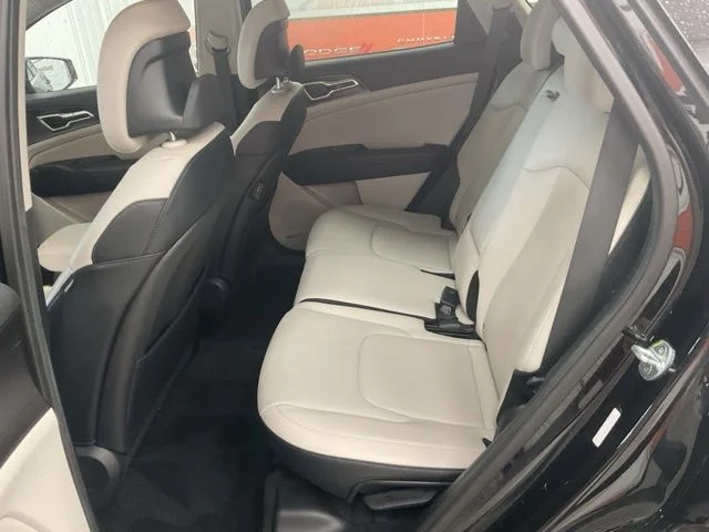 2023 Kia Sportage Utility 4D EX 2WD - Image 21