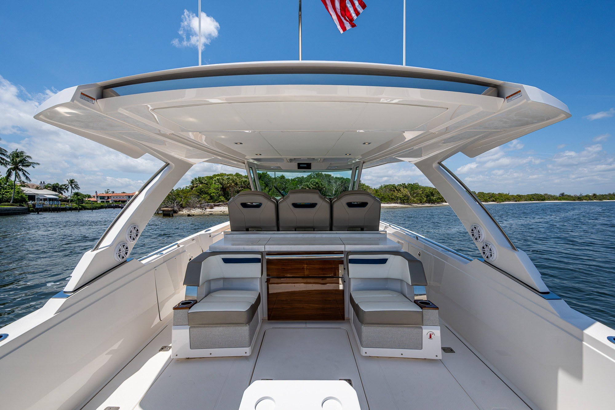2024 Tiara Yachts 38 LS Base - Image 32