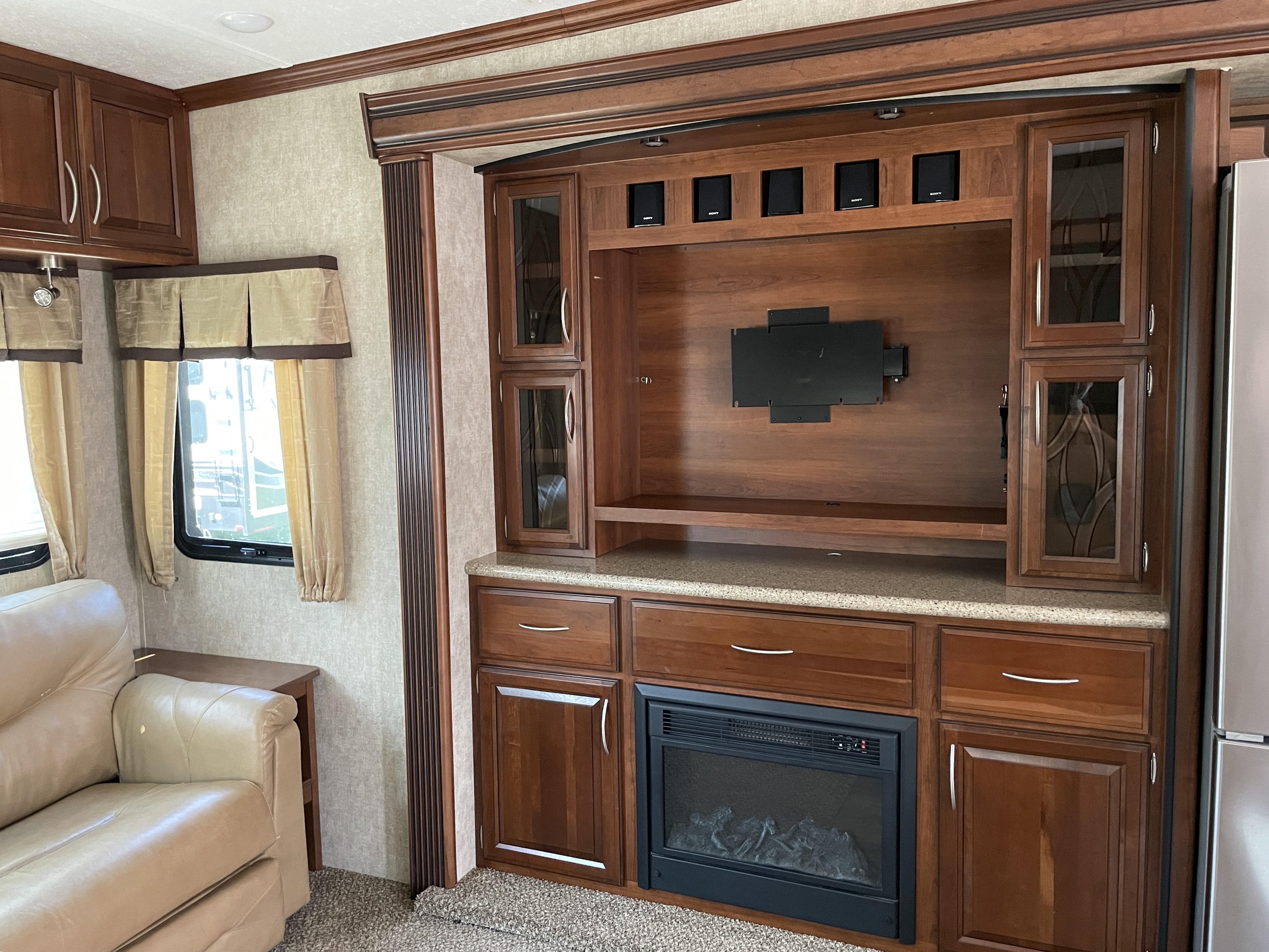 2016 Prime Time Sanibel 3601 Residential - Image 9