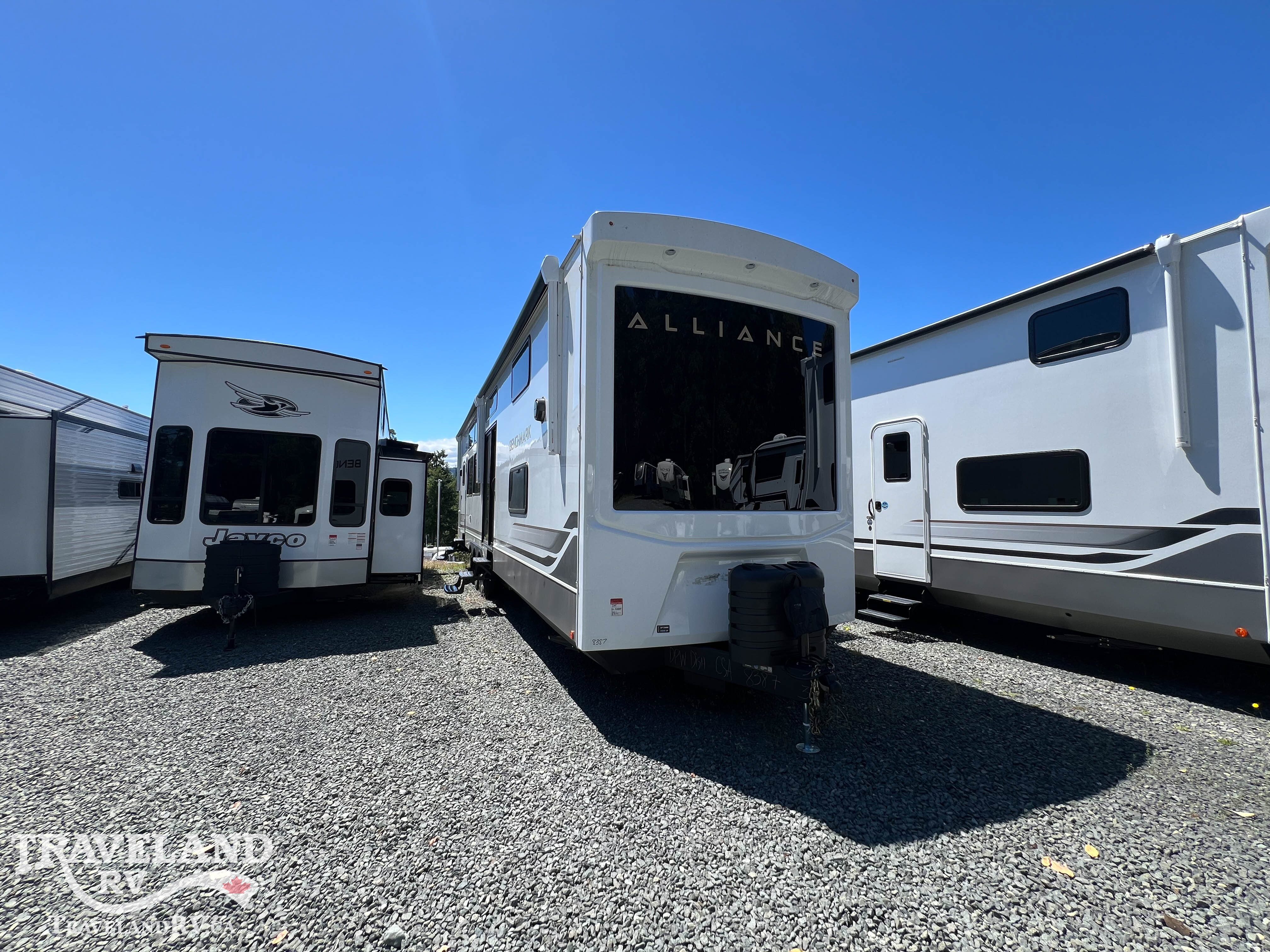 2026 Alliance RV Benchmark 44LFT - Image 1