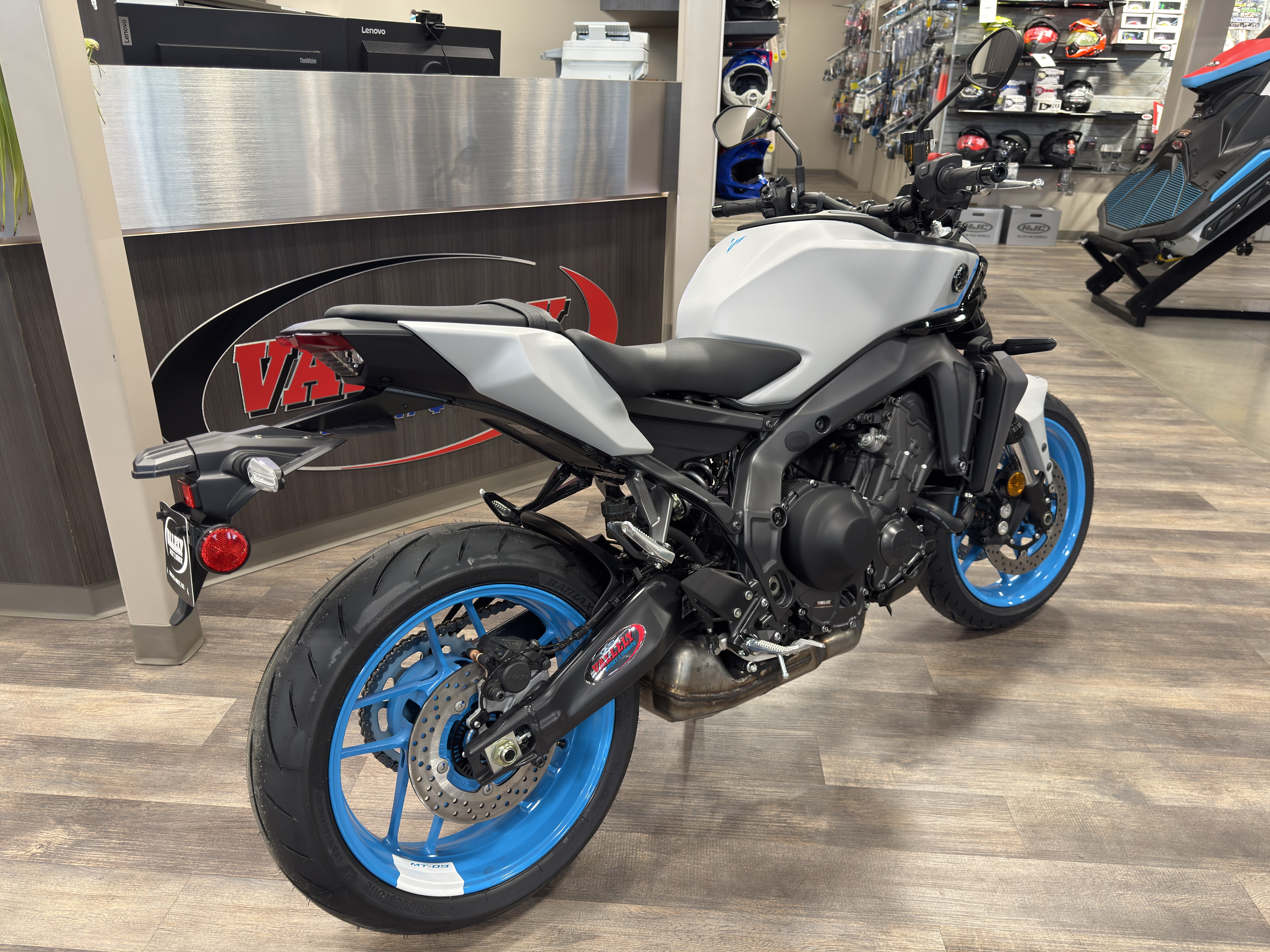 2026 Yamaha MT-09 - Image 10