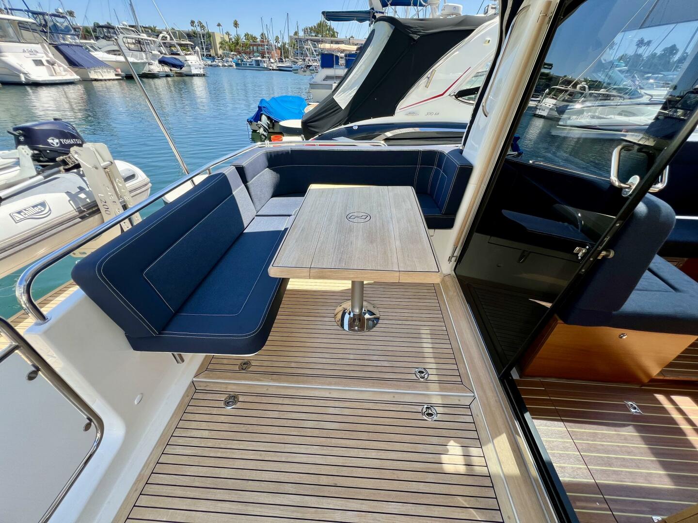 2018 Nimbus 365 Coupe - Image 32