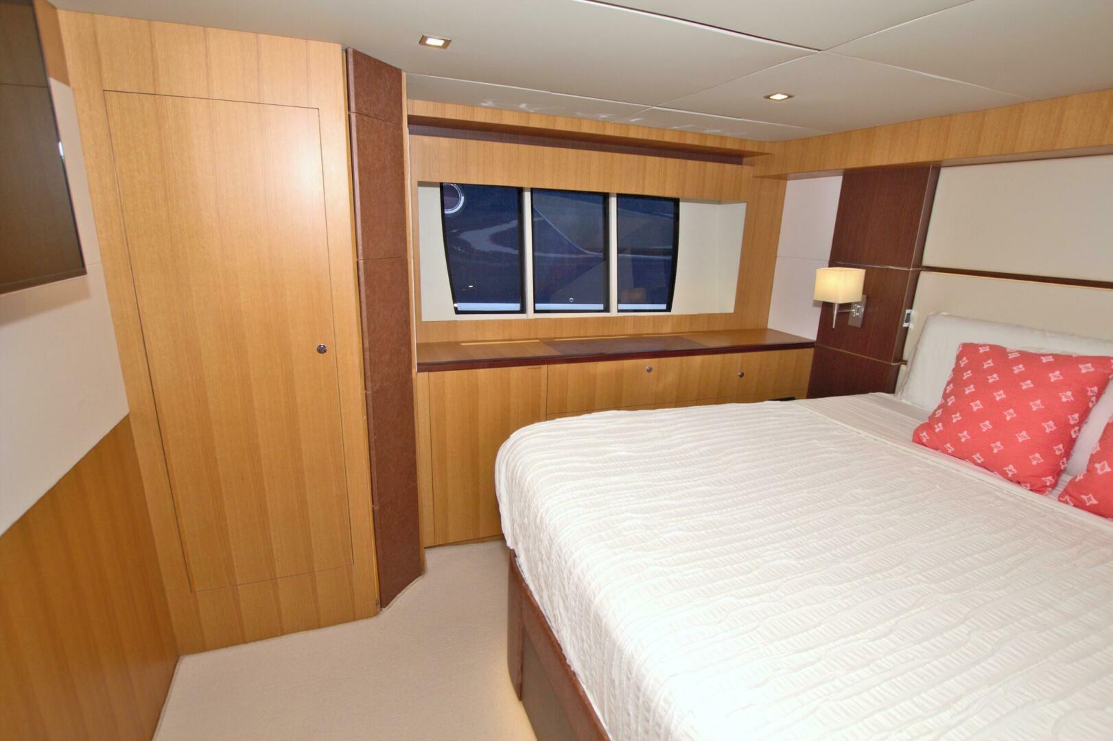 2015 Dyna Yachts 60 Pilothouse Motoryacht - Image 69