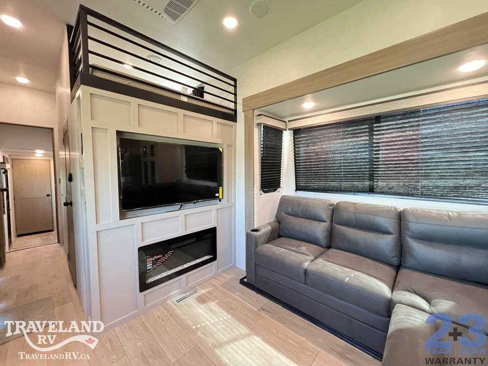 2027 Jayco Jay Flight Bungalow 404LOFT - Image 25