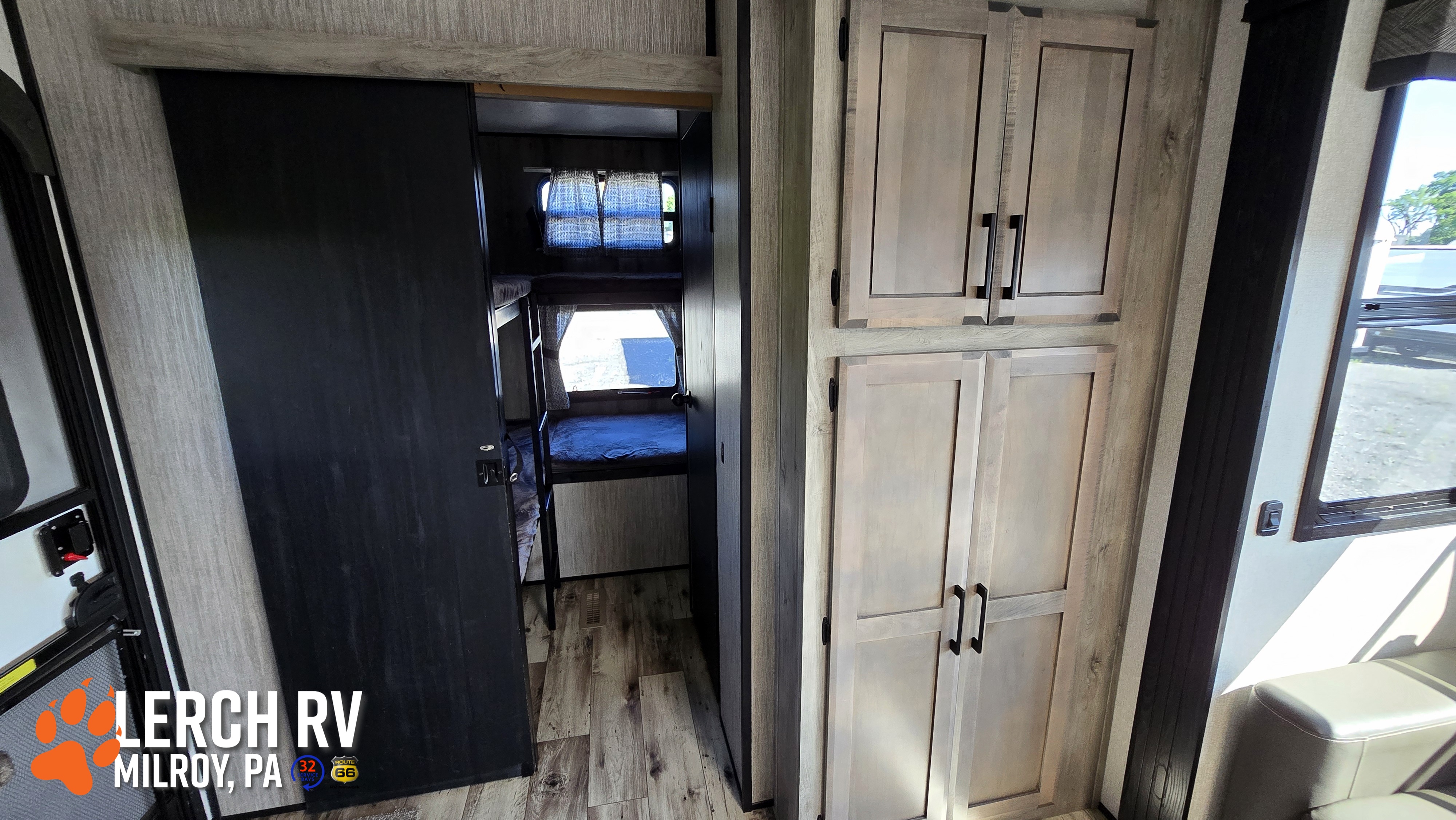2022 KZ RV Durango Half-Ton D274BHD - Image 38