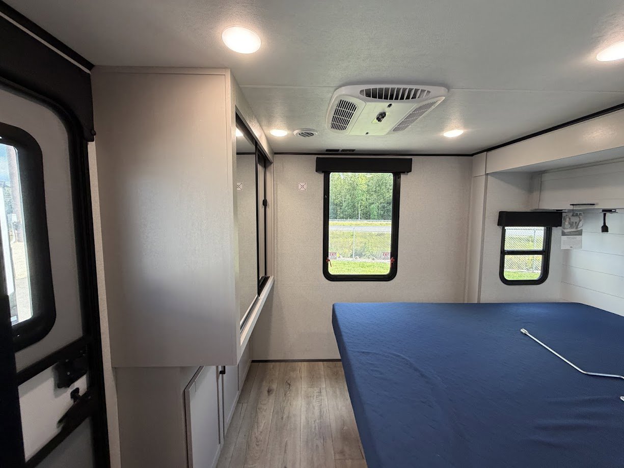 2026 JAYCO JAY FEATHER 24FK - Image 41