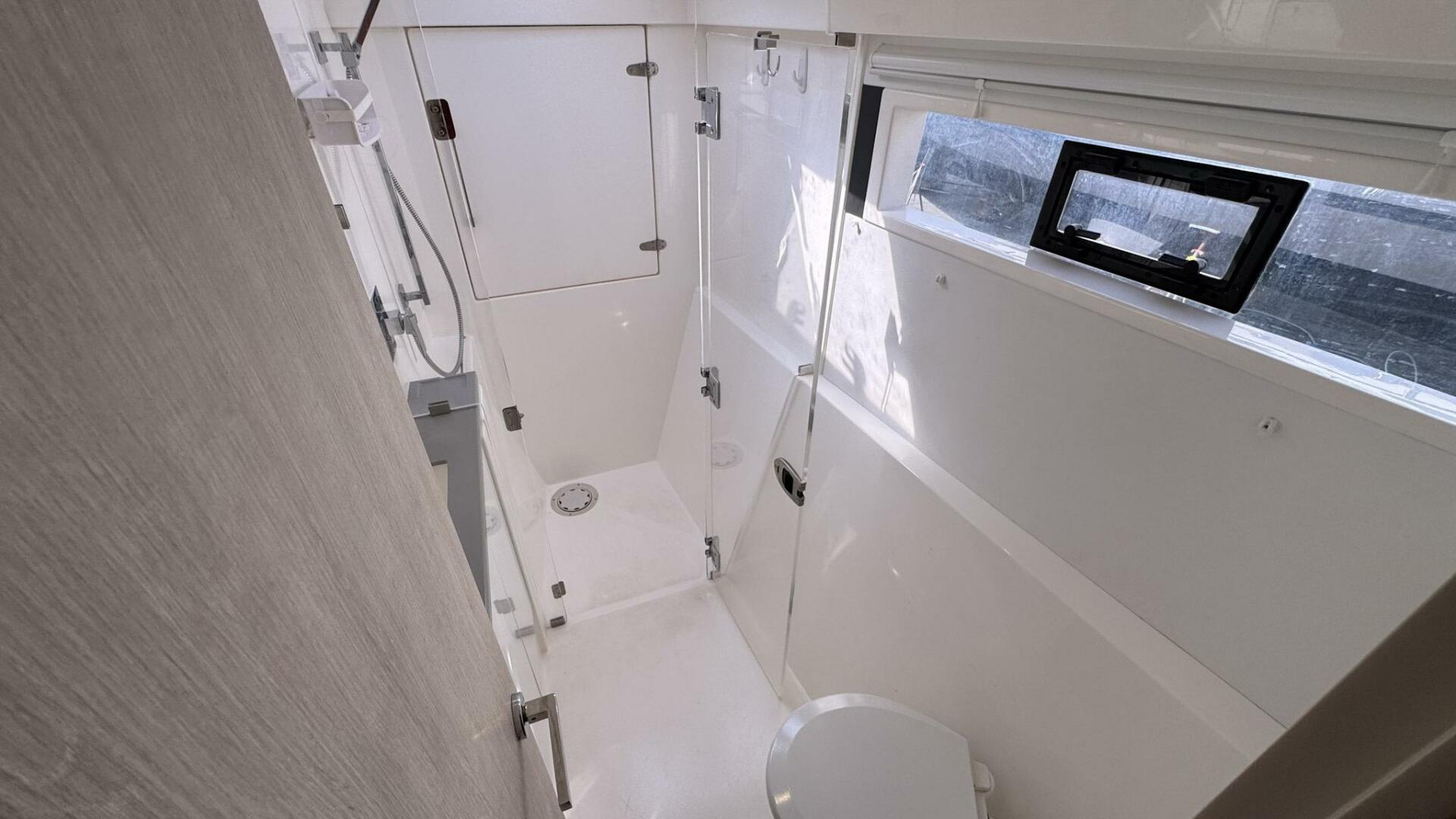 2018 Leopard 43 Powercat - Image 45
