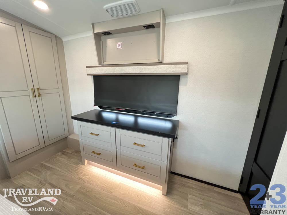 2027 Jayco North Point 310RLTS - Image 36