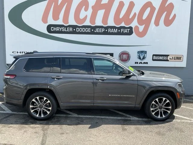 2022 Jeep Grand-Cherokee-L Laredo Altitude 4x4 - Image 5