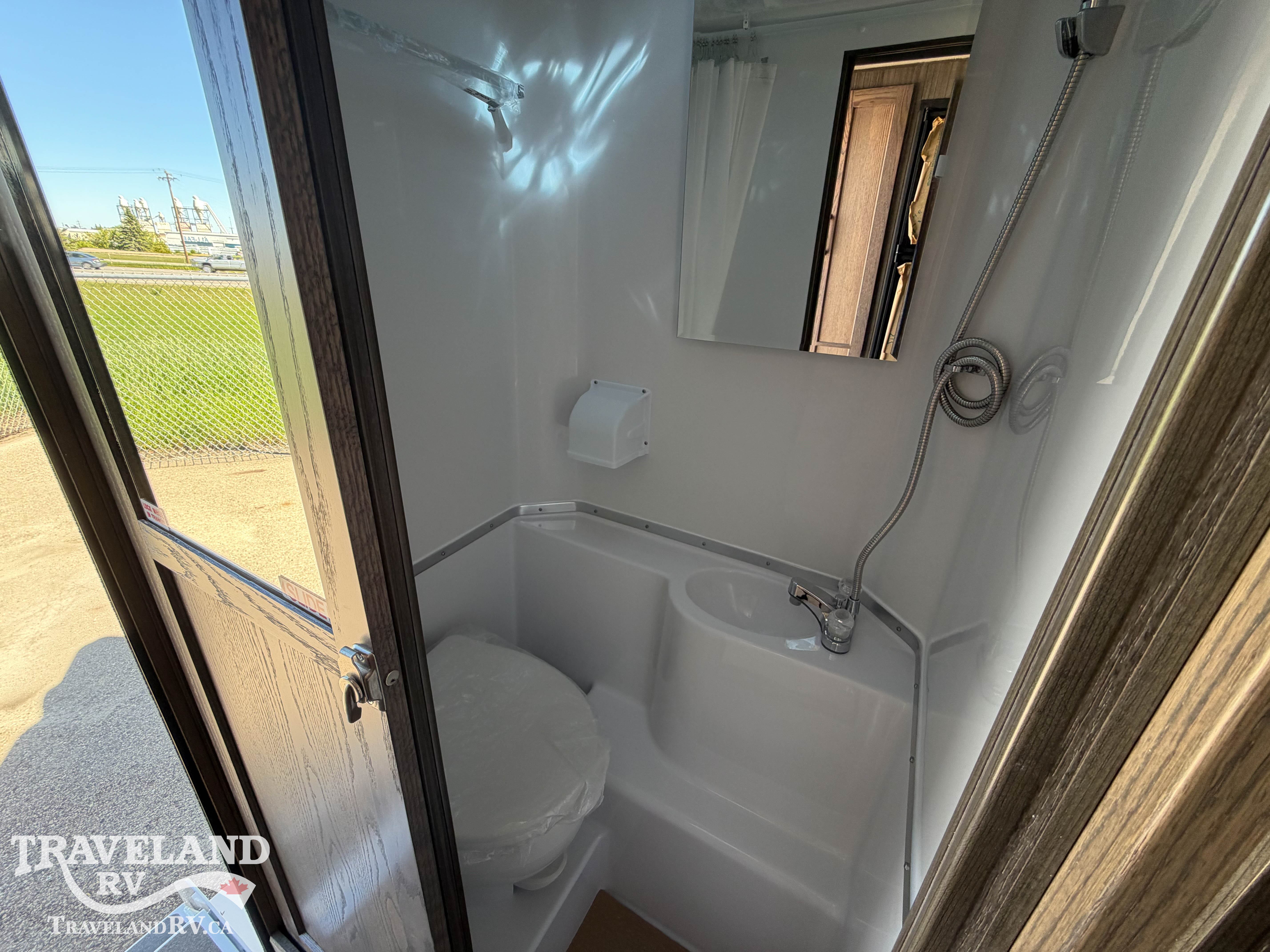 2027 NORTHERN LITE LIMITED EDITION 8-11EX LE WB - Image 11