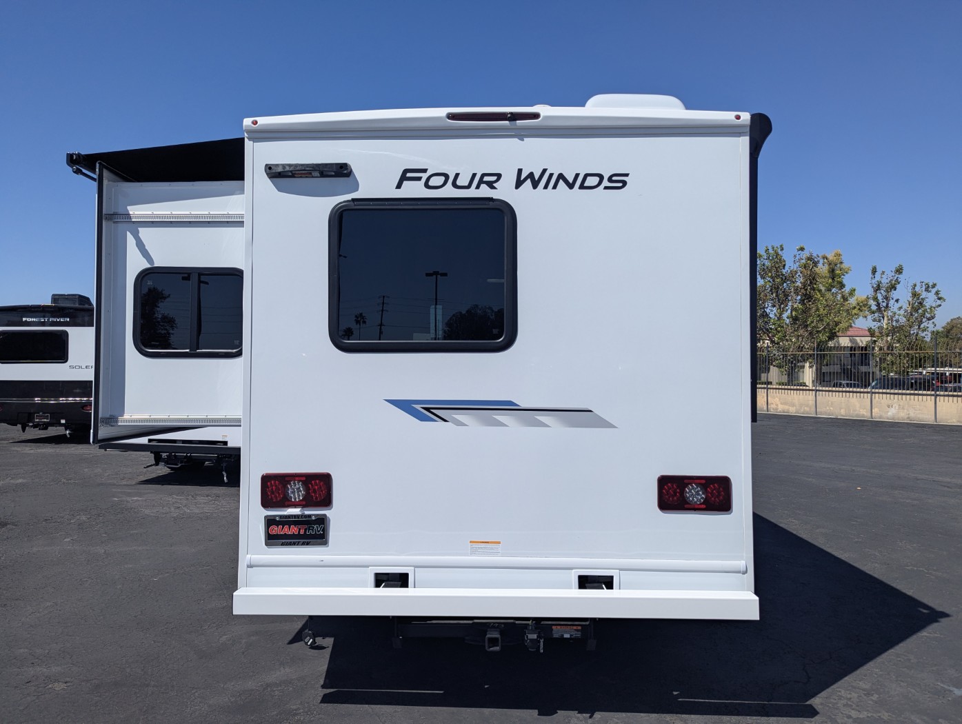 2027 Thor Motor Coach Four Winds 22Z - Image 6