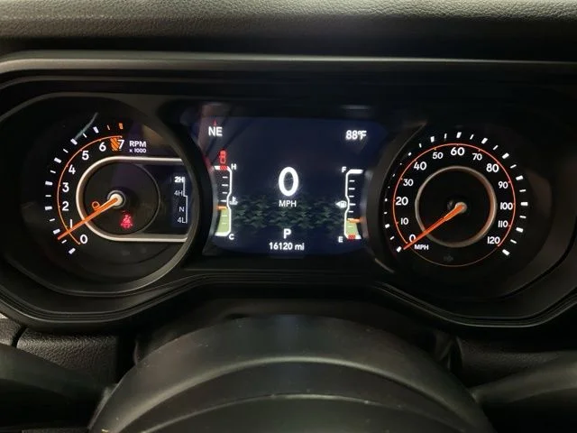 2025 Jeep Gladiator Sport S 4x4 - Image 15