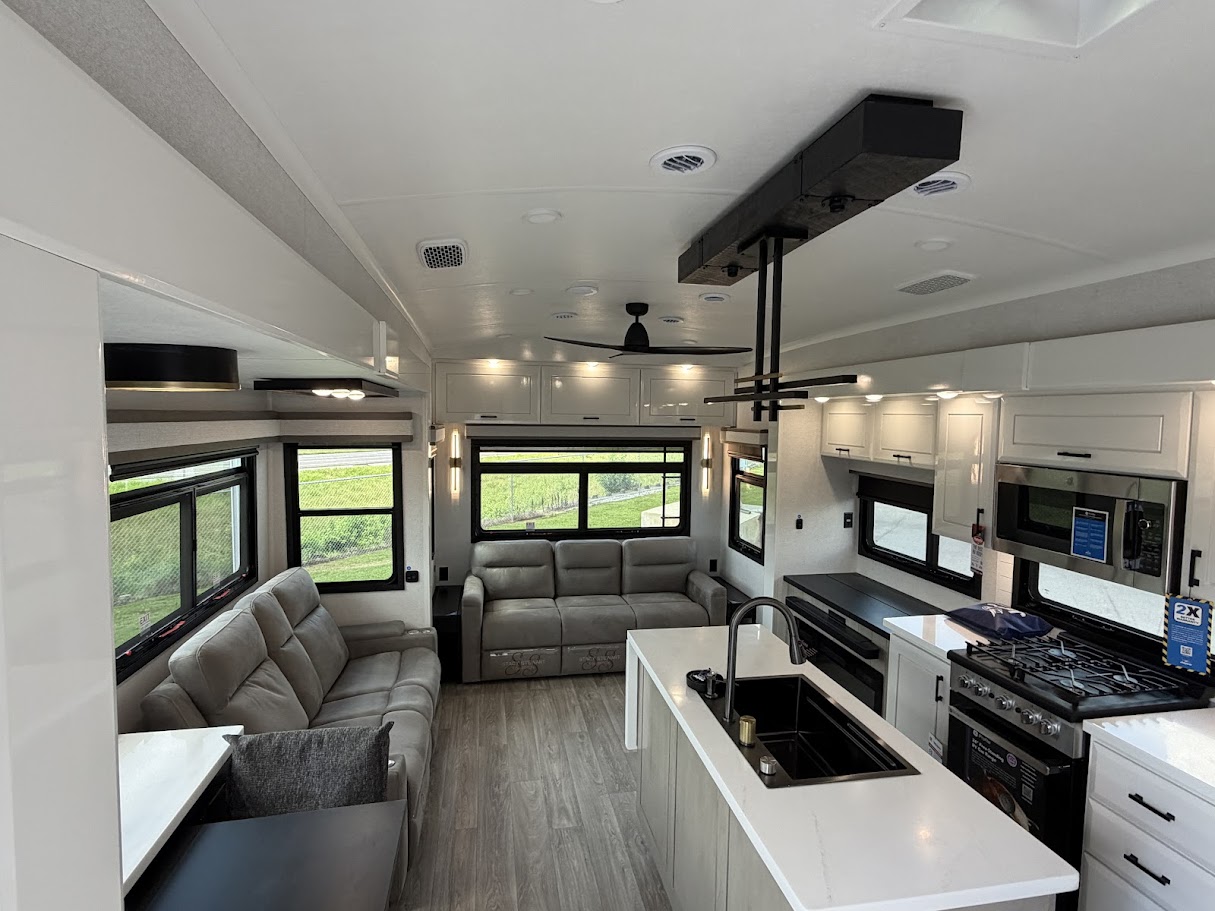 2027 JAYCO PINNACLE 32RLTS - Image 57