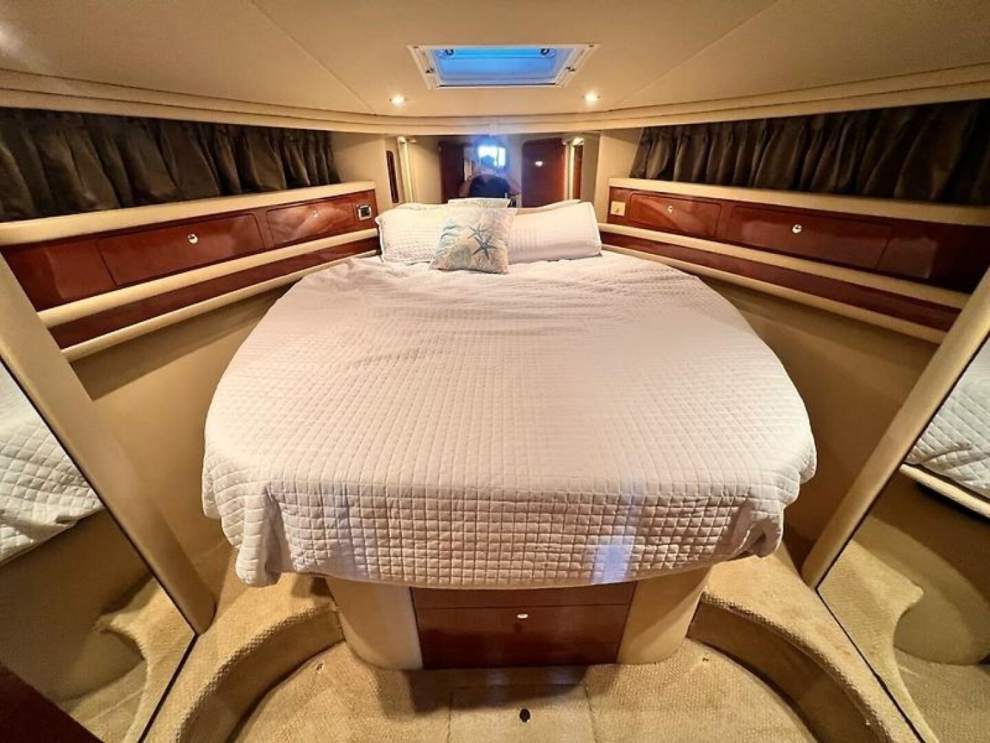 2003 Sea Ray 480 Sedan Bridge - Image 52