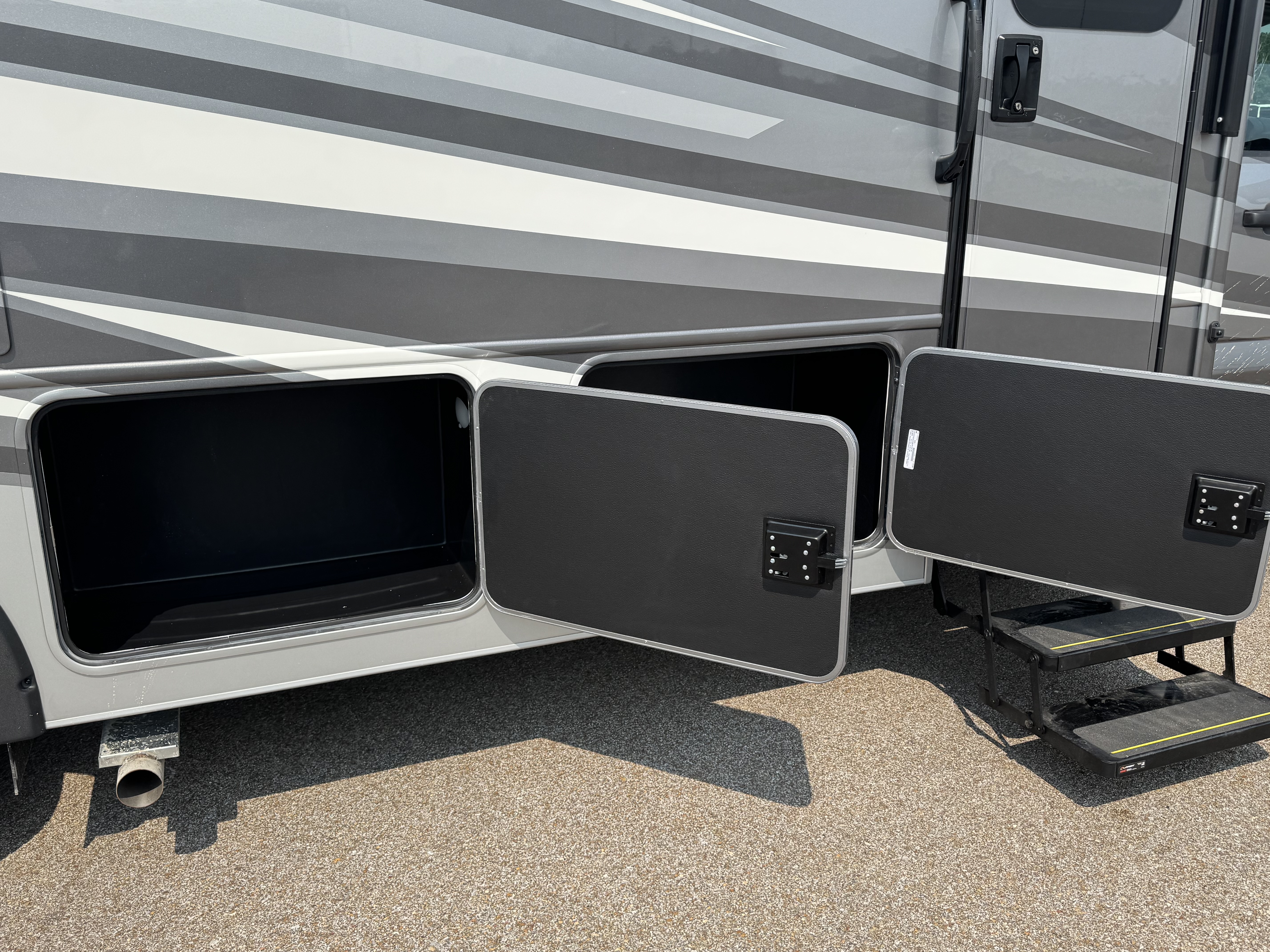 2027 JAYCO GREYHAWK XL 32U - Image 6