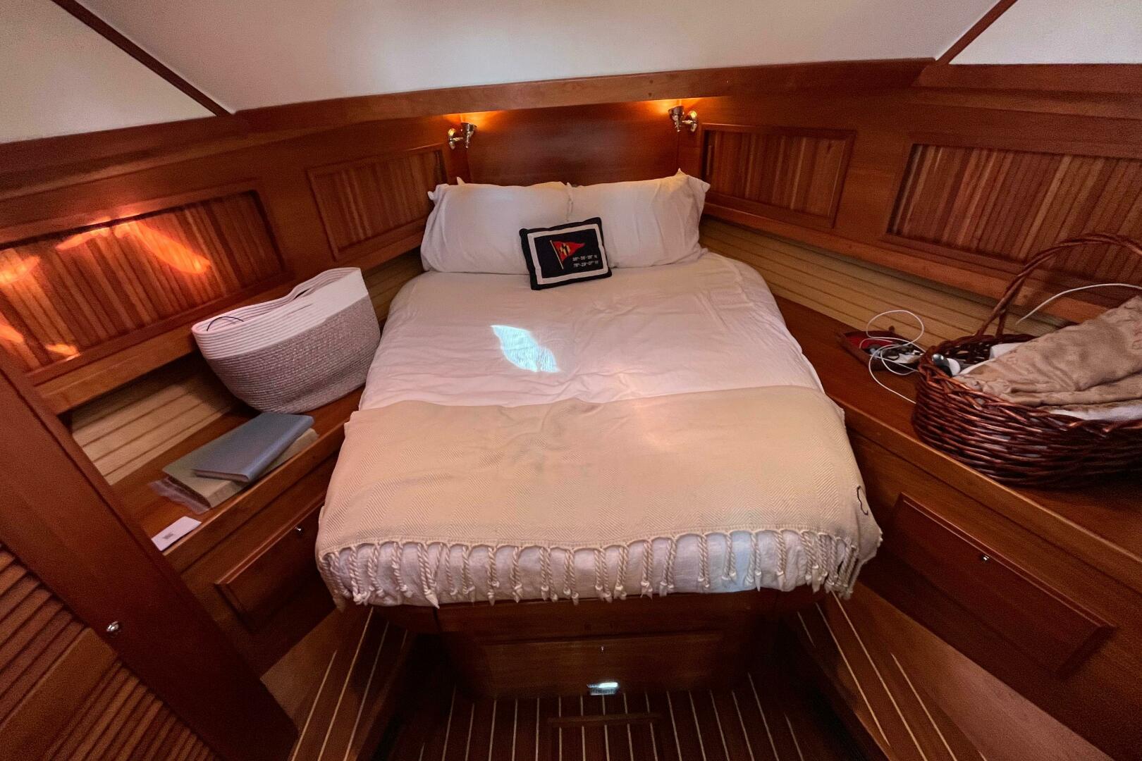 2006 Sabreline 36 Flybridge - Image 3