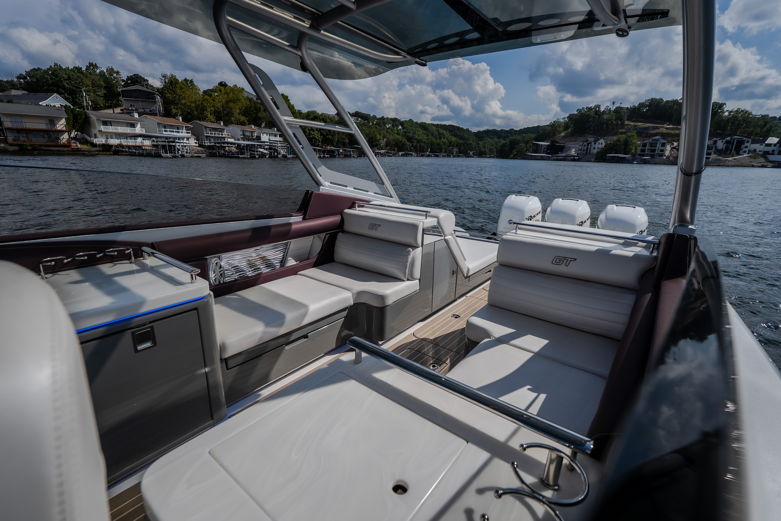 2019 Donzi 41 GT - Image 20