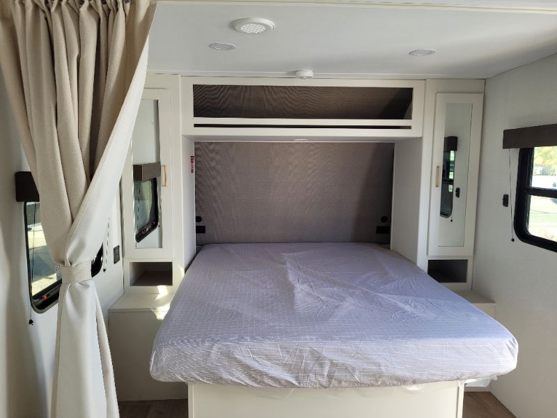 2026 Grand Design Transcend XPLOR 23BHX - Image 17