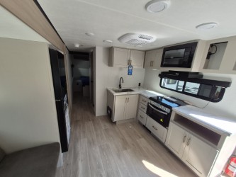 2027 JAYCO JAY FEATHER 25RLSL - Image 11