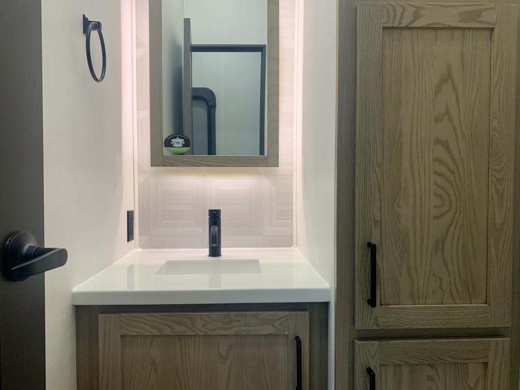 2026 FOREST RIVER 401CFB - Image 32