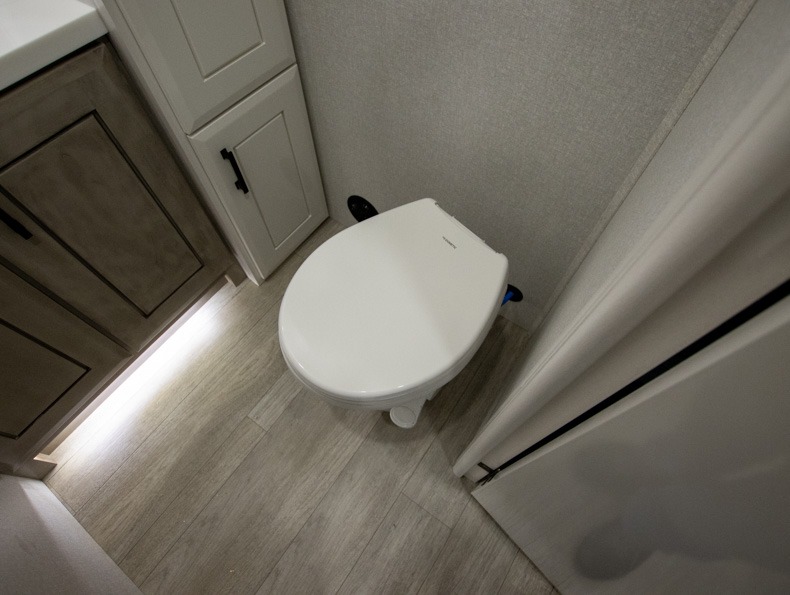 2026 Jayco Pinnacle 38FBRK - Image 19