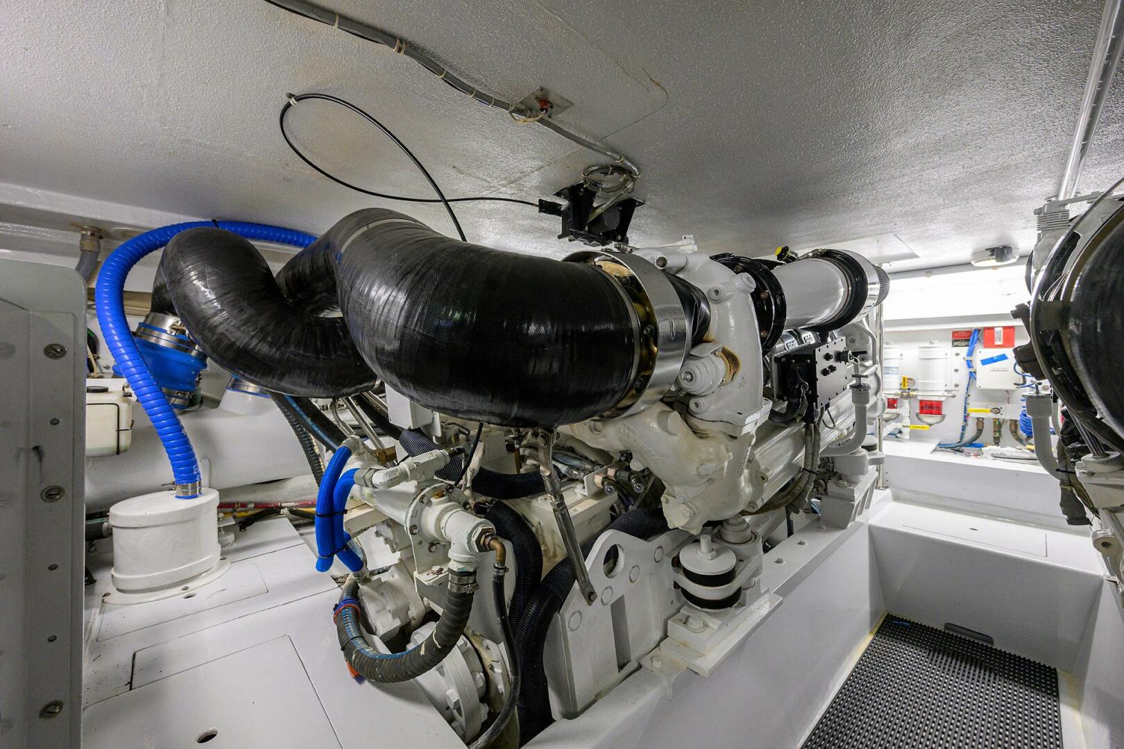 2001 Hatteras 43 Convertible Base - Image 64