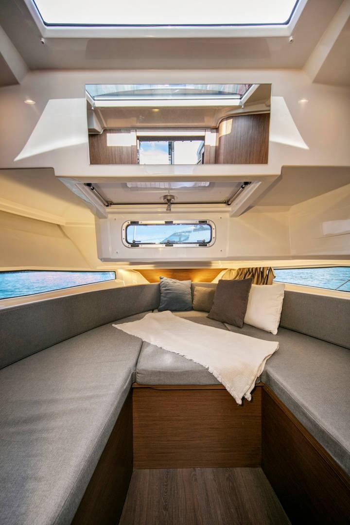 2027 JEANNEAU NC-895 SPORT S2 - Image 6