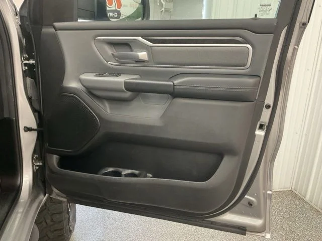 2022 Ram Ram 1500 Pickup Crew Cab Bighorn/Lone Star 4WD - Image 24
