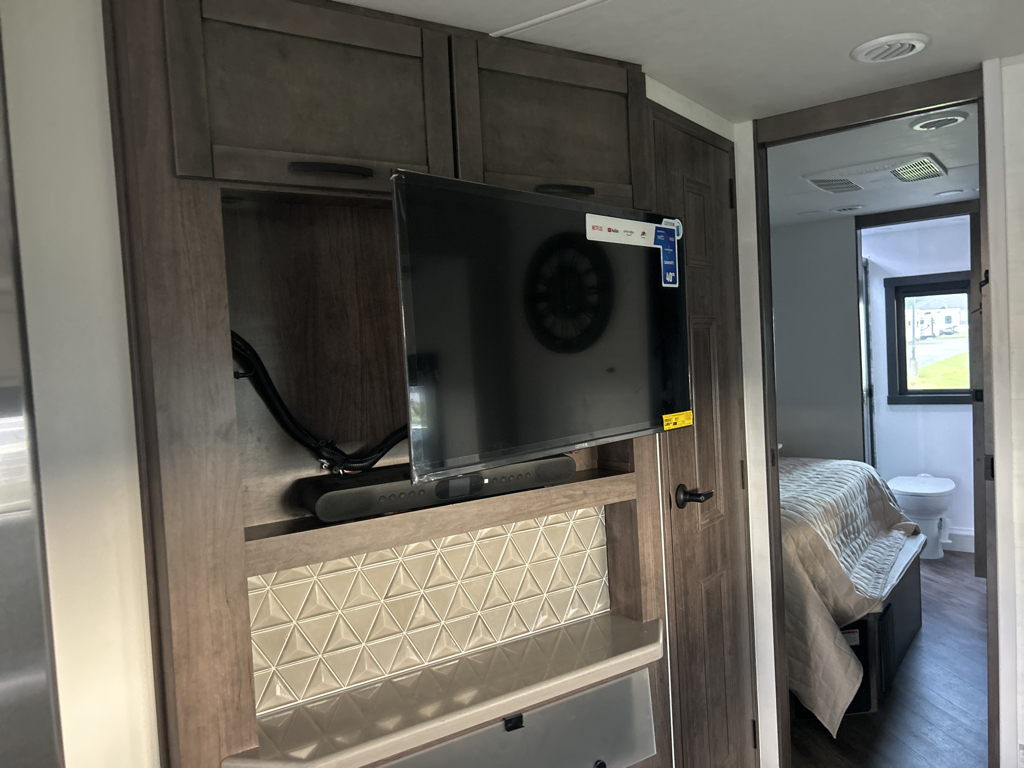 2026 JAYCO SENECA 37K - Image 15