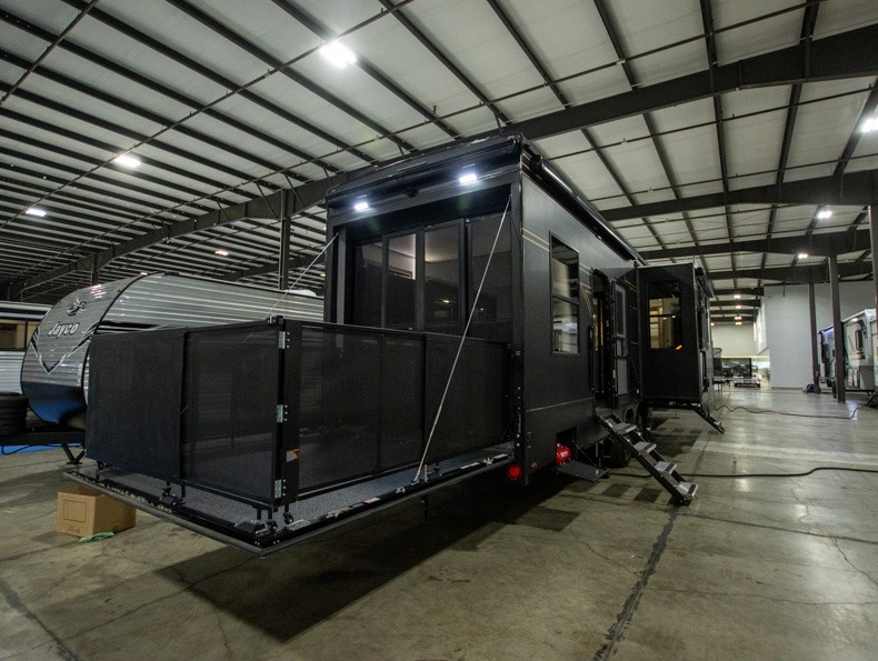 2026 Keystone Raptor 430 - Image 3