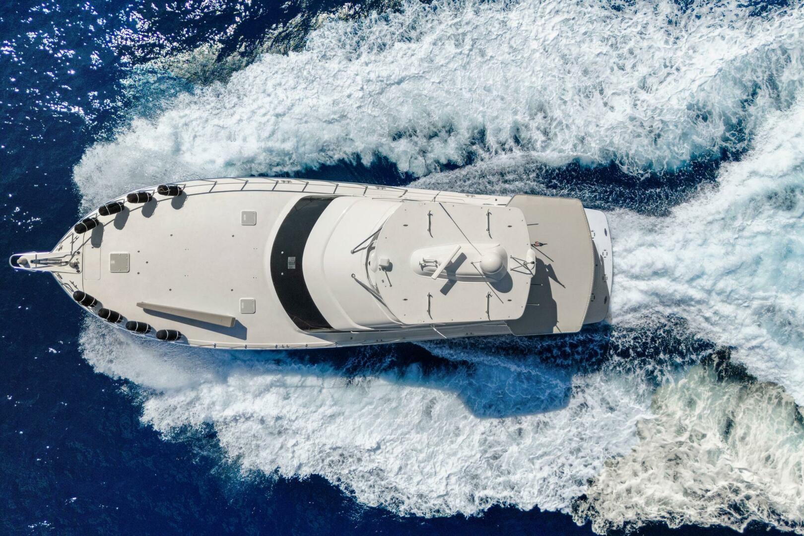 2016 Hatteras GT63 - Image 11
