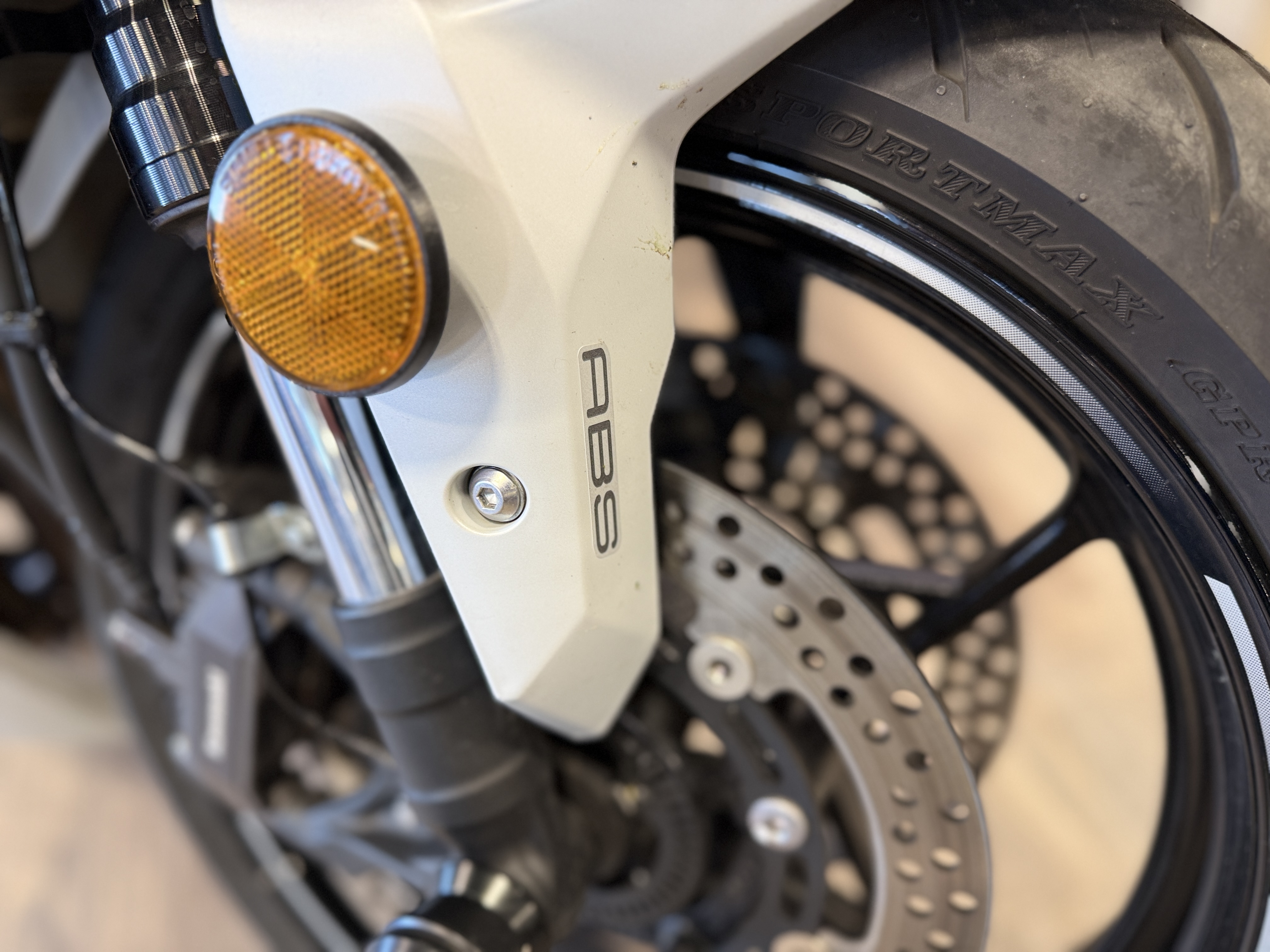 2025 Kawasaki NINJA® ZX™-4RR ABS - Image 19