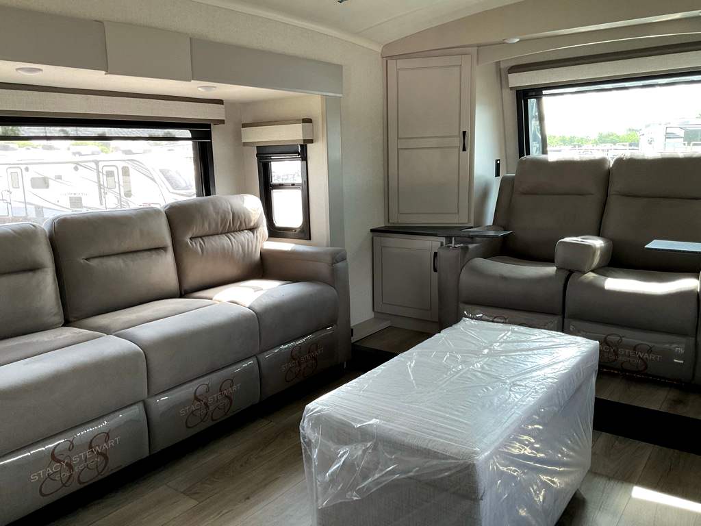2026 JAYCO NORTH POINT 382 FLRB - Image 13