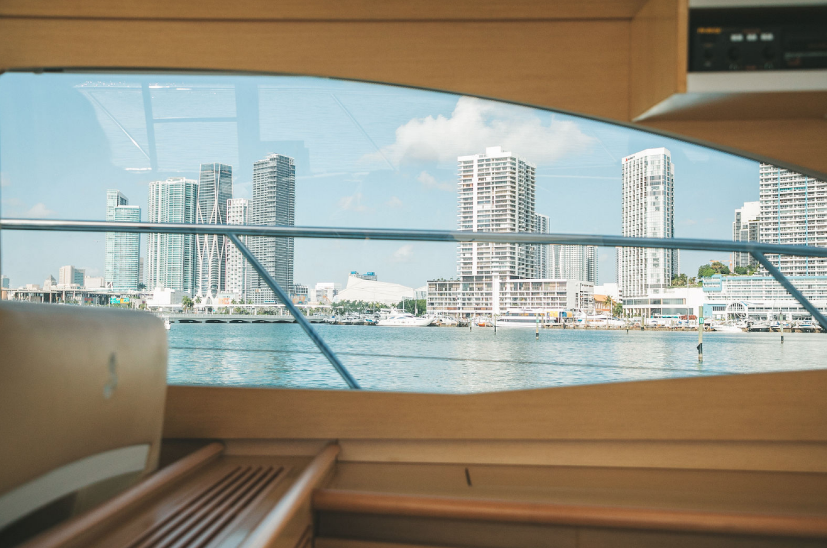 2010 Beneteau Monte Carlo 47 - Image 13