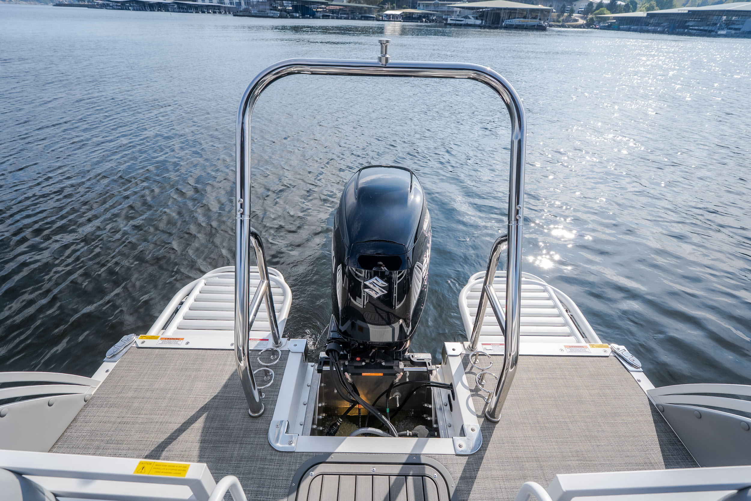 2025 JC Tritoon NepToon 25TT Sport DSL, Bow Chaise Arms - Image 23