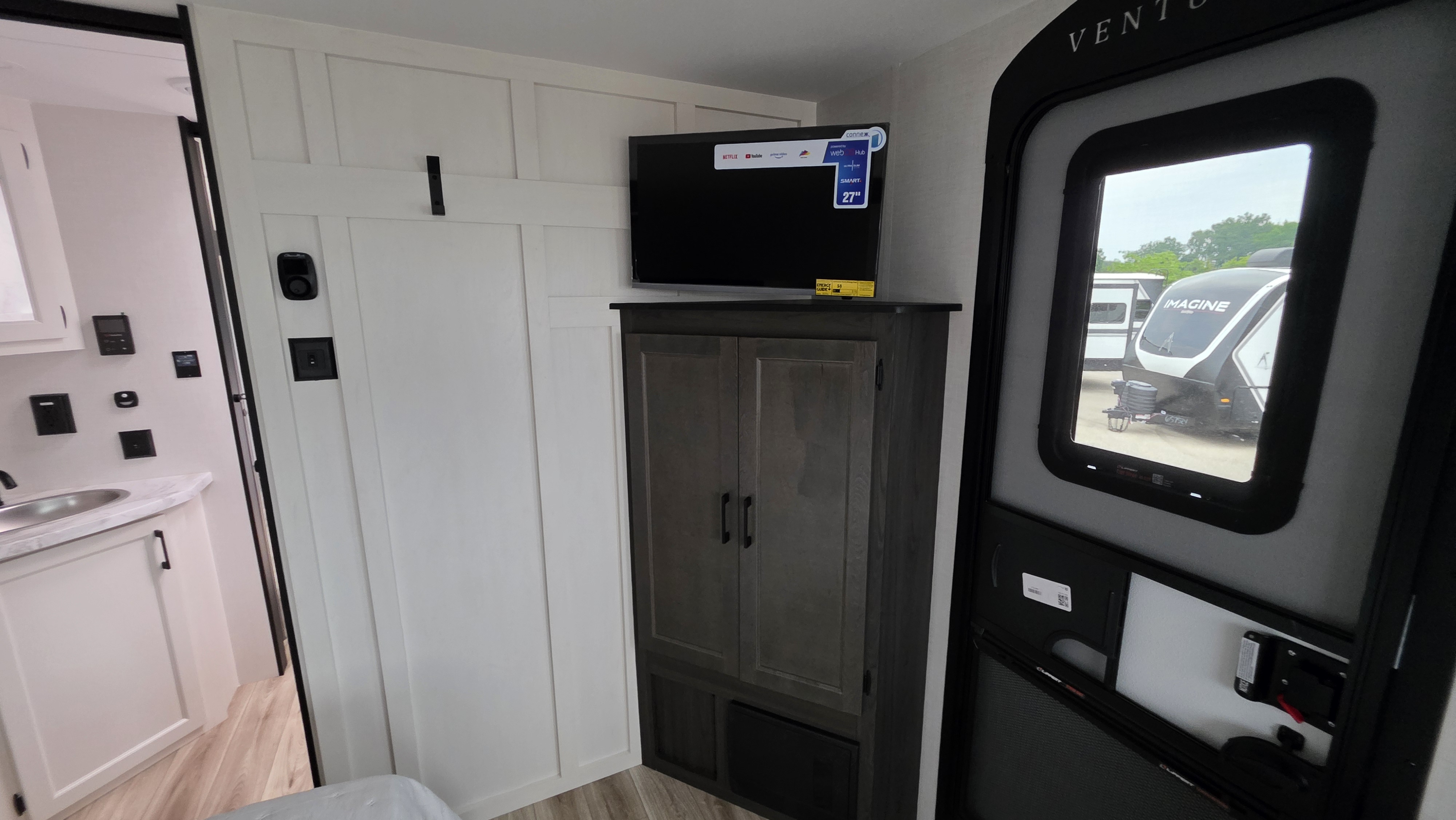2027 VENTURE RV STRATUS 262VFK - Image 28