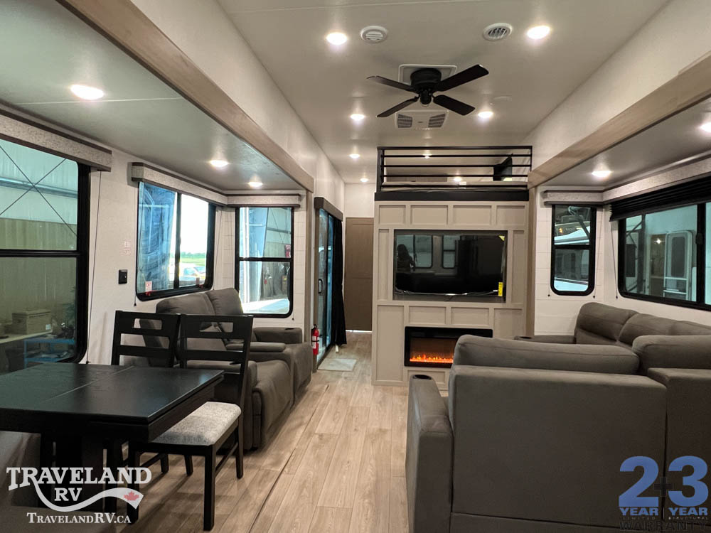 2027 Jayco Jay Flight Bungalow 404LOFT - Image 4
