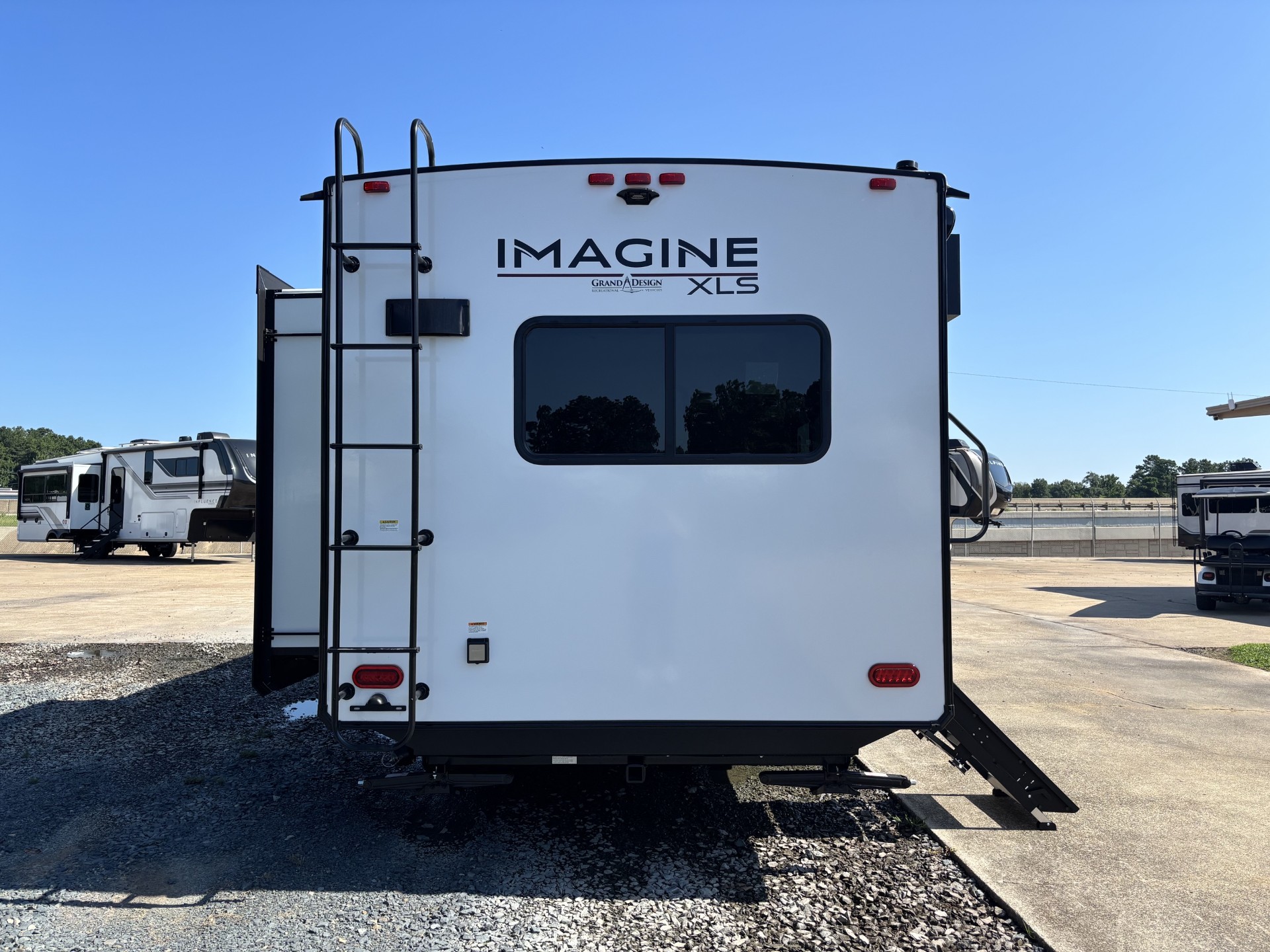 2027 Grand Design Imagine XLS 23LDE - Image 7