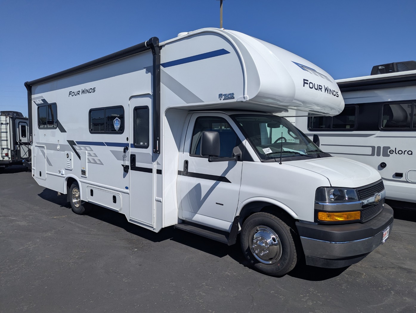 2027 Thor Motor Coach Four Winds 25Z - Image 1