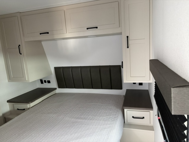2026 Grand Design Momentum G-Class 27G - Image 12