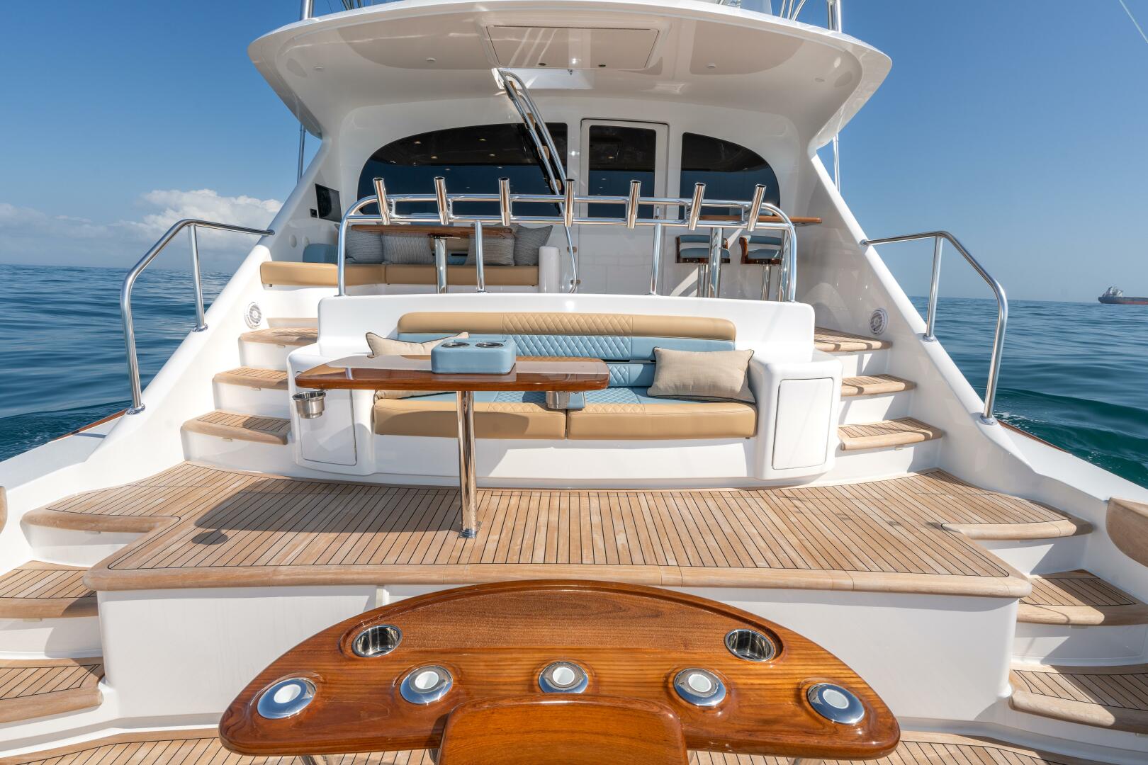 2025 Viking 90 Convertible - Image 98