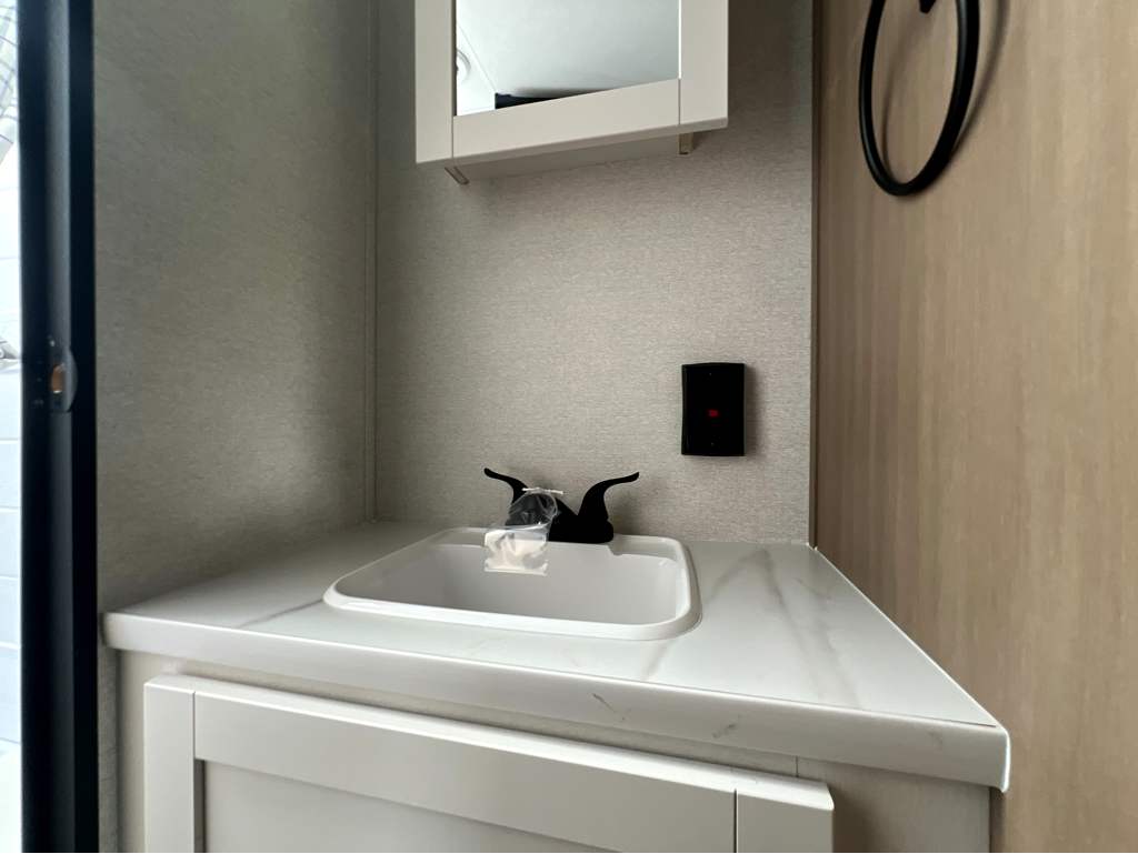 2027 HEARTLAND PROWLER 2600BH - Image 16