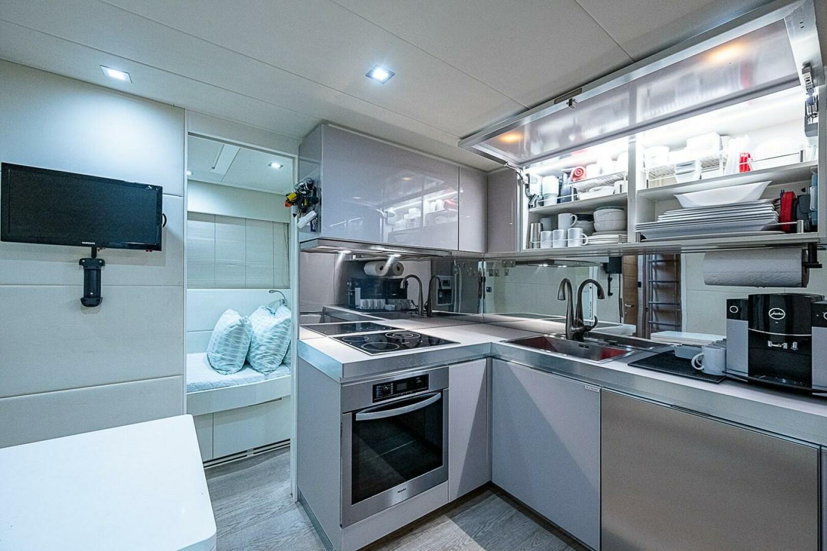 2014 Pershing Pershing 92 - Image 29