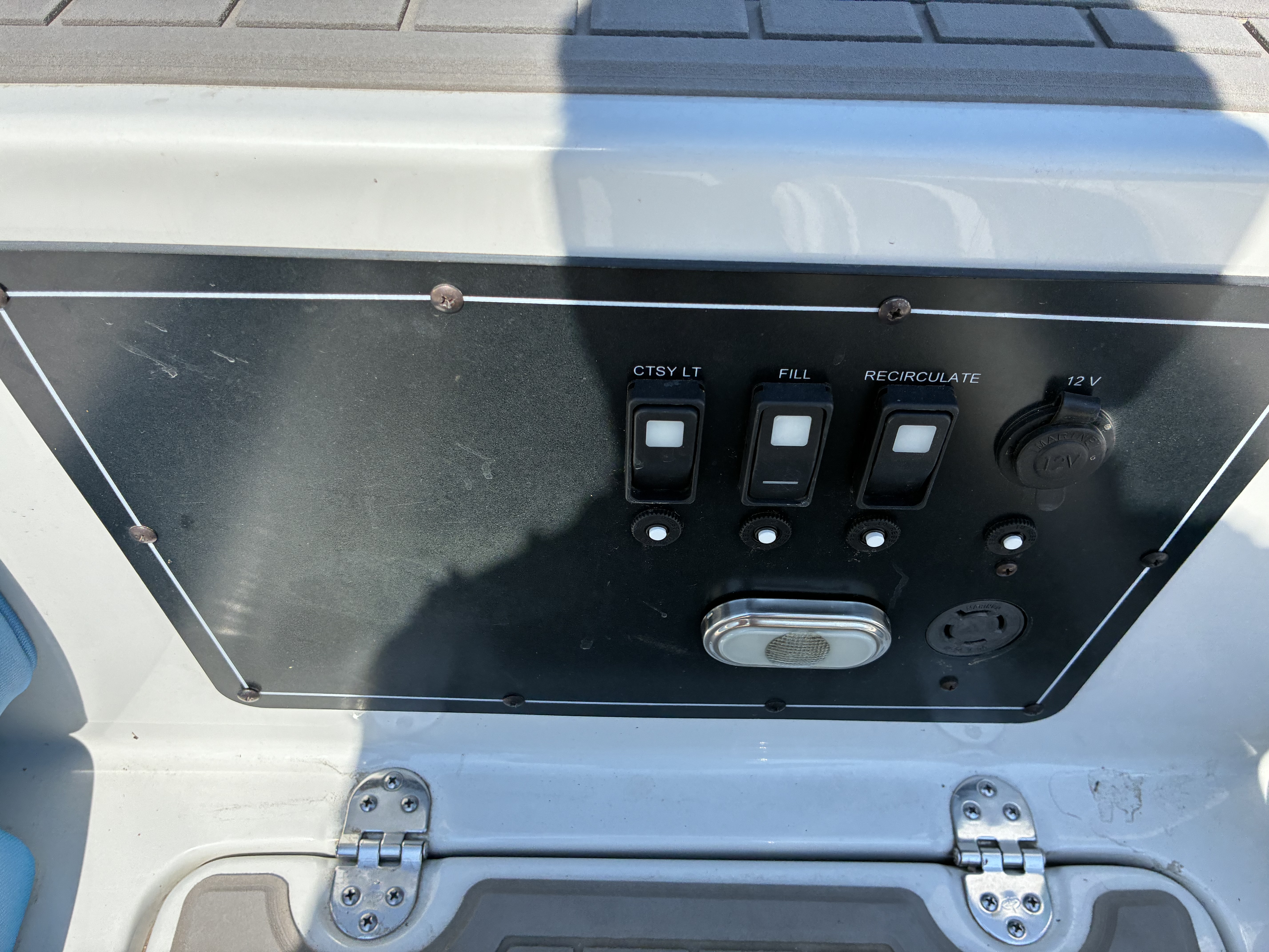 2021 Crownline E 205 XS - Image 21